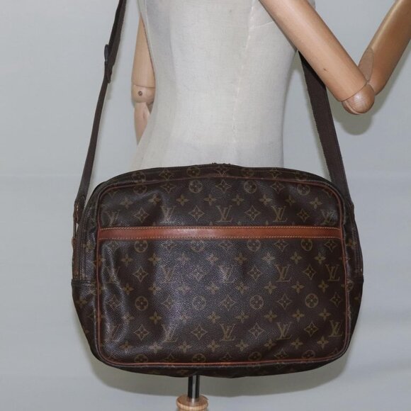 LOUIS VUITTON Monogram Reporter GM Shoulder Bag - Picture 13 of 15